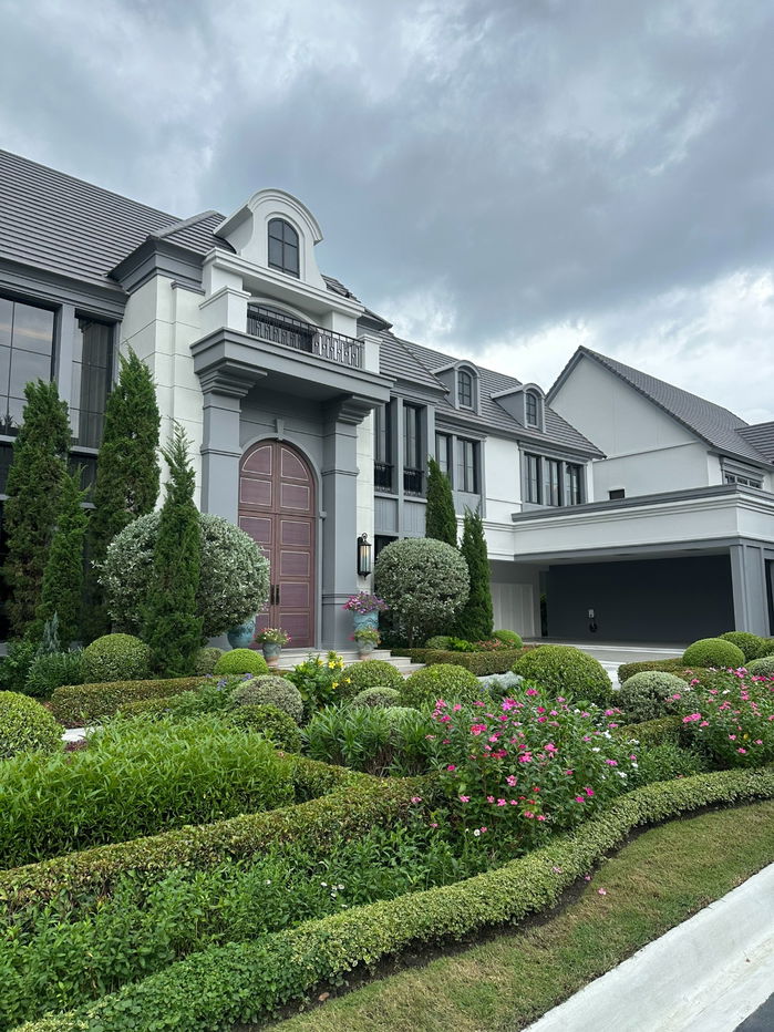picture ✨ Luxury Fully-Furnished Home 5 Bedroom 6 Bathroom 6Parking*   Special Price 130 MB* - 1/36