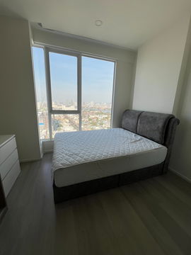 De LAPIS Charan 81 ห้องสวย ราคาดี สอบถามเพิ่มเติมได้ที่ Line @condorental