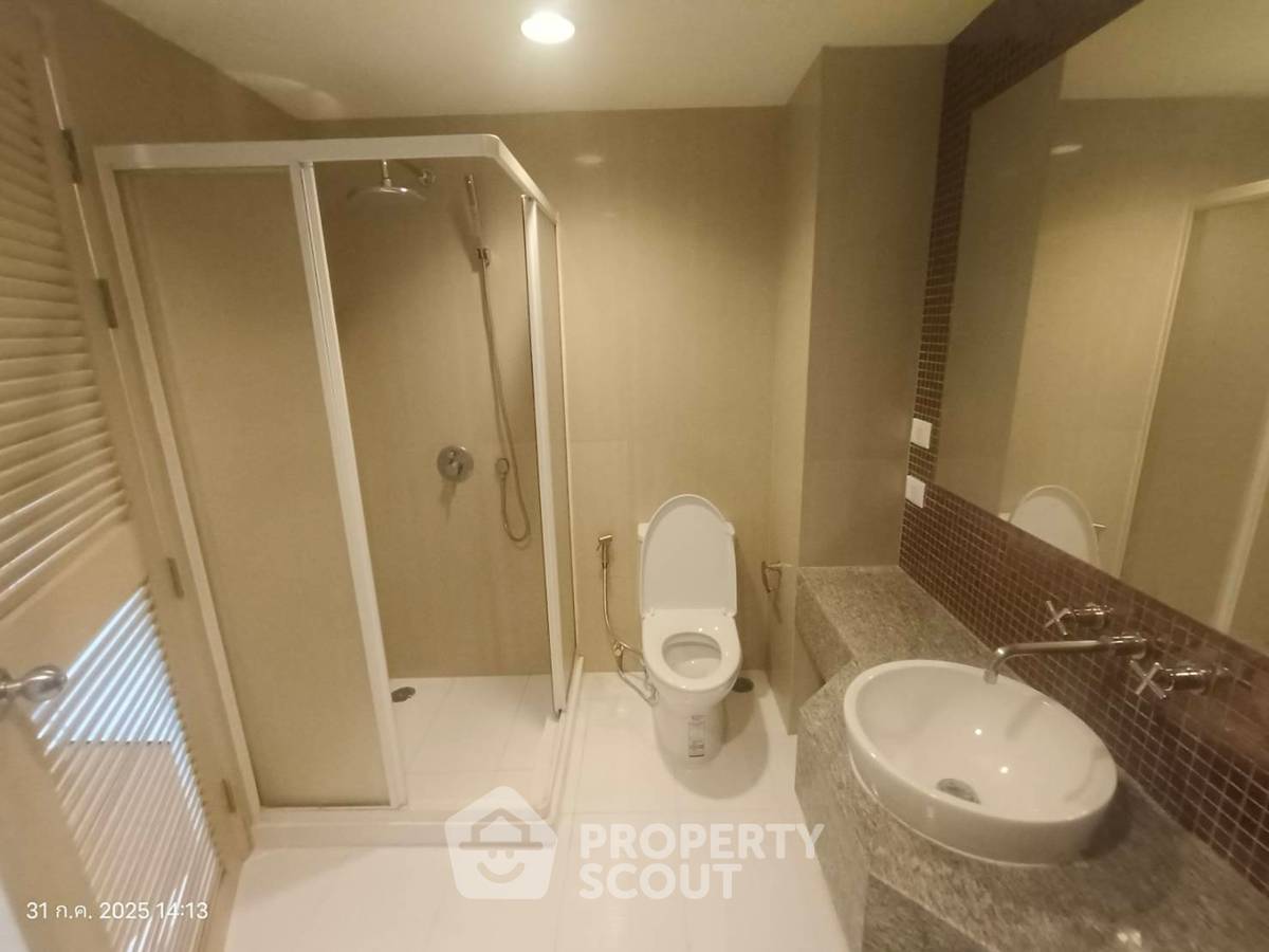 picture Studio Condo at Veranda Residence Condominium near ARL Ramkhamhaeng (ID 2237736) - 10/16