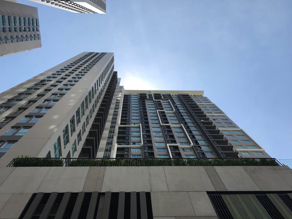 picture For rent: (Fuse Chan Sathorn) Line: @condo24 (with@) - 18/19