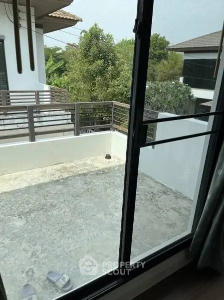 picture 3-BR House at Saransiri Phaholyotin - Saimai in Sai Mai (ID 2234511) - 5/24