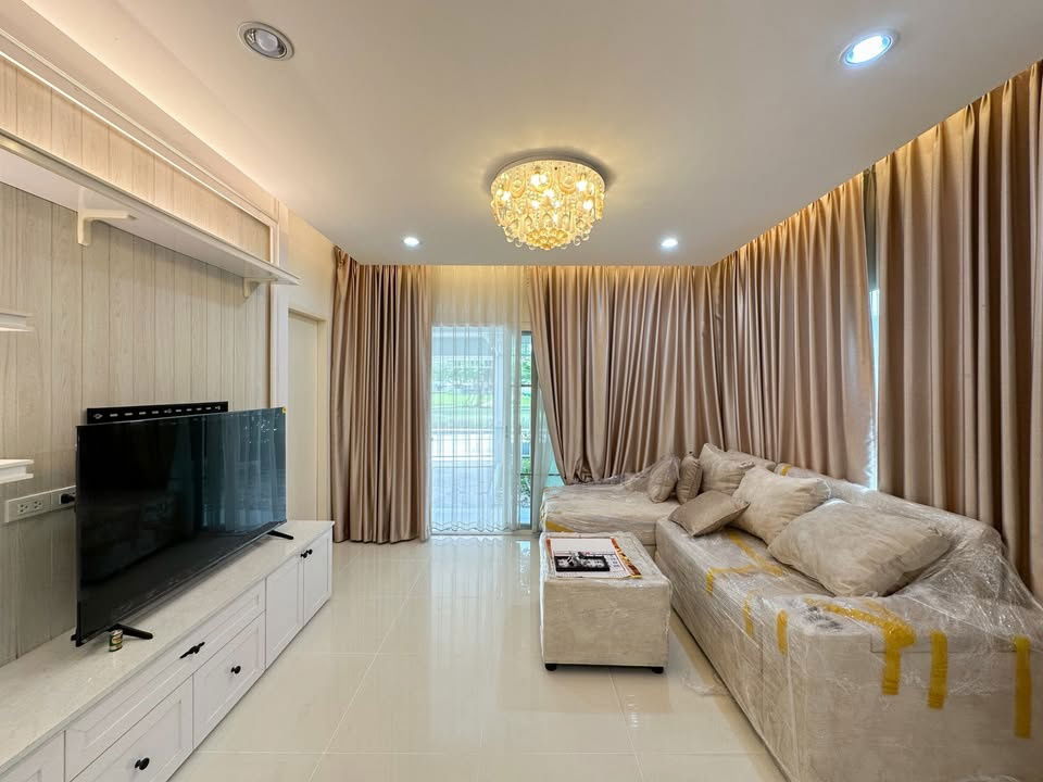 picture House for Rent: Villaggio Pinklao - Salaya - 2/10