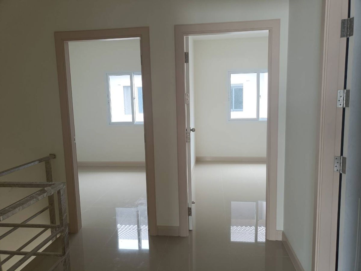 picture 2-story townhome for sale Sukniwet 12 Project Soi Pracha Uthit 33-Suksawat 64 - 14/16