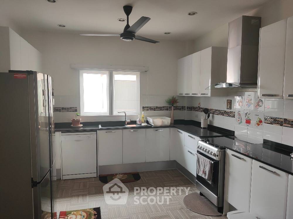 รูป บ้าน 2-ห้องนอน ใน สันผักหวาน (ID 1019603) - รูปที่ 9/18