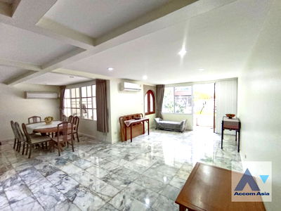 Houses for rent Sukumvit 24 : 🔼🔽 AccomA 📩  3 BR House in  (2513018)