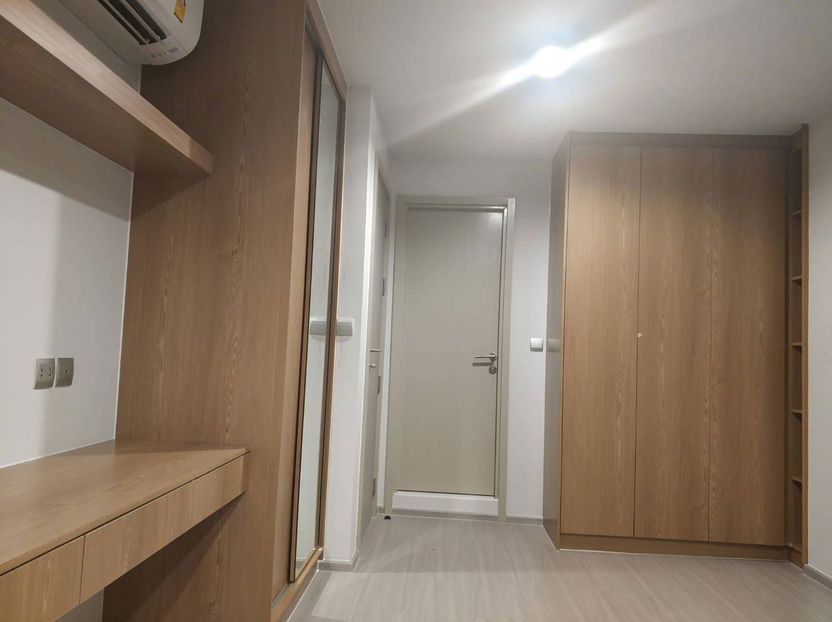 picture Code: KJ8043  for rent Life Ladprao // Line ID: @kjcondo (with @) // - 3/10