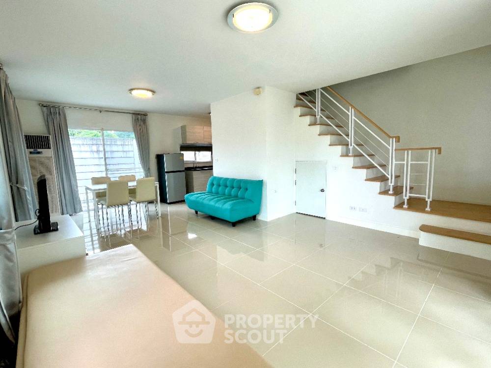 picture 3-BR Townhouse at Pleno Ramintra–Wongwaen in Sam Wa Tawan Tok (ID 1735569) - 8/20