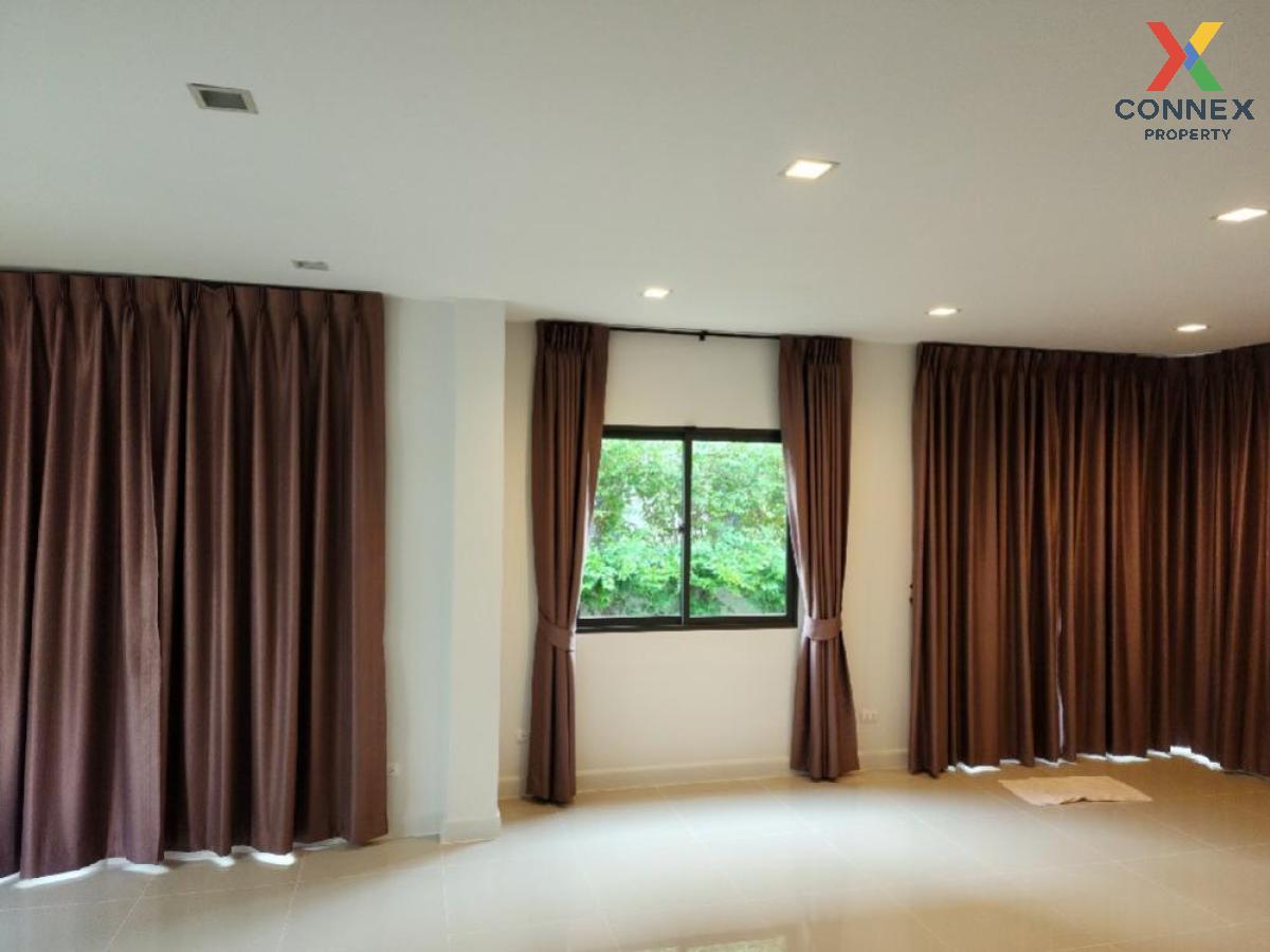 picture For Sale House , V Compound Tiwanon-Rangsit , Bang Kadi , Mueang Pathum Thani , Pathum Thani , CX-126456 ✅ Live chat with us ADD LINE @connexproperty ✅  - 3/12