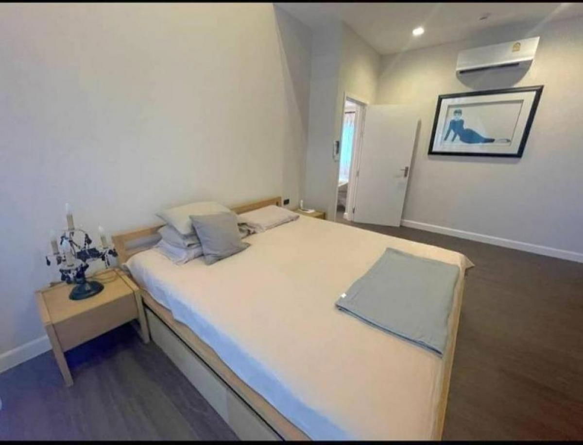 picture For Rent: Luxury House in Ramintra – Watcharapol – Chatu Chot Area - 6/27
