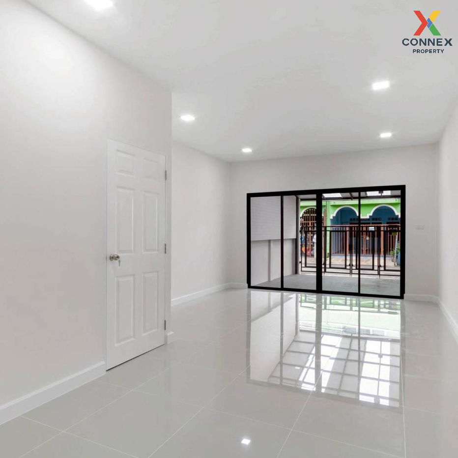 picture For Sale Townhouse/Townhome  , Baan Pranee 4 , newly renovated , MRT-Rajabhat Phranakhon , Talat Bang Khen , Lak Si , Bangkok , CX-127051 ✅ Live chat with us ADD LINE @connexproperty ✅  - 5/11
