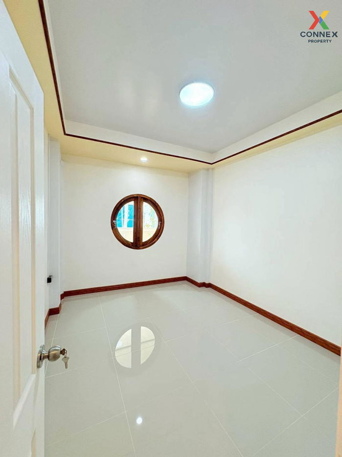 picture For Sale Townhouse/Townhome  , Baan Rom Ngao Mai , Bang Bua Thong , Bang Bua Thong , Nonthaburi , CX-126983 ✅ Live chat with us ADD LINE @connexproperty ✅  - 7/12