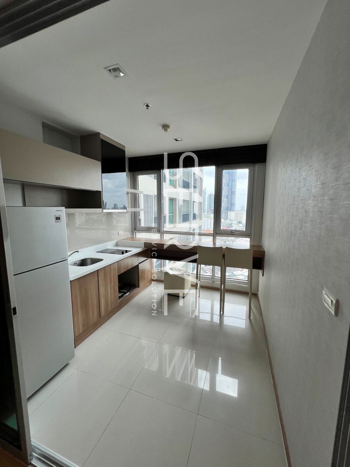 picture 🔥24K🔥 - 1 Bed with Bathtub 45.52 sq.m. High Fl. 15+ Good Location BTS Saphan Taksin station 340 m. at Rhythm Sathorn Condo / For Rent - 3/3