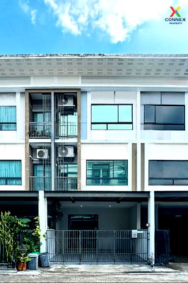 Townhouses for sale Pathumthani : For Sale Townhouse/Townhome  , The Village Rangsit-Wongwaen , Lat Sawai , Lam Luk Ka , Pathum Thani , CX-127056 ✅ Live chat with us ADD LINE @connexproperty ✅ 