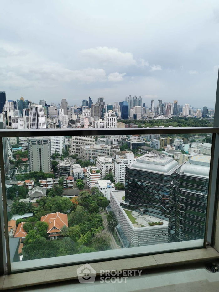 picture 2-BR Condo at Oriental Residence near BTS Phloen Chit (ID 514827) - 11/20