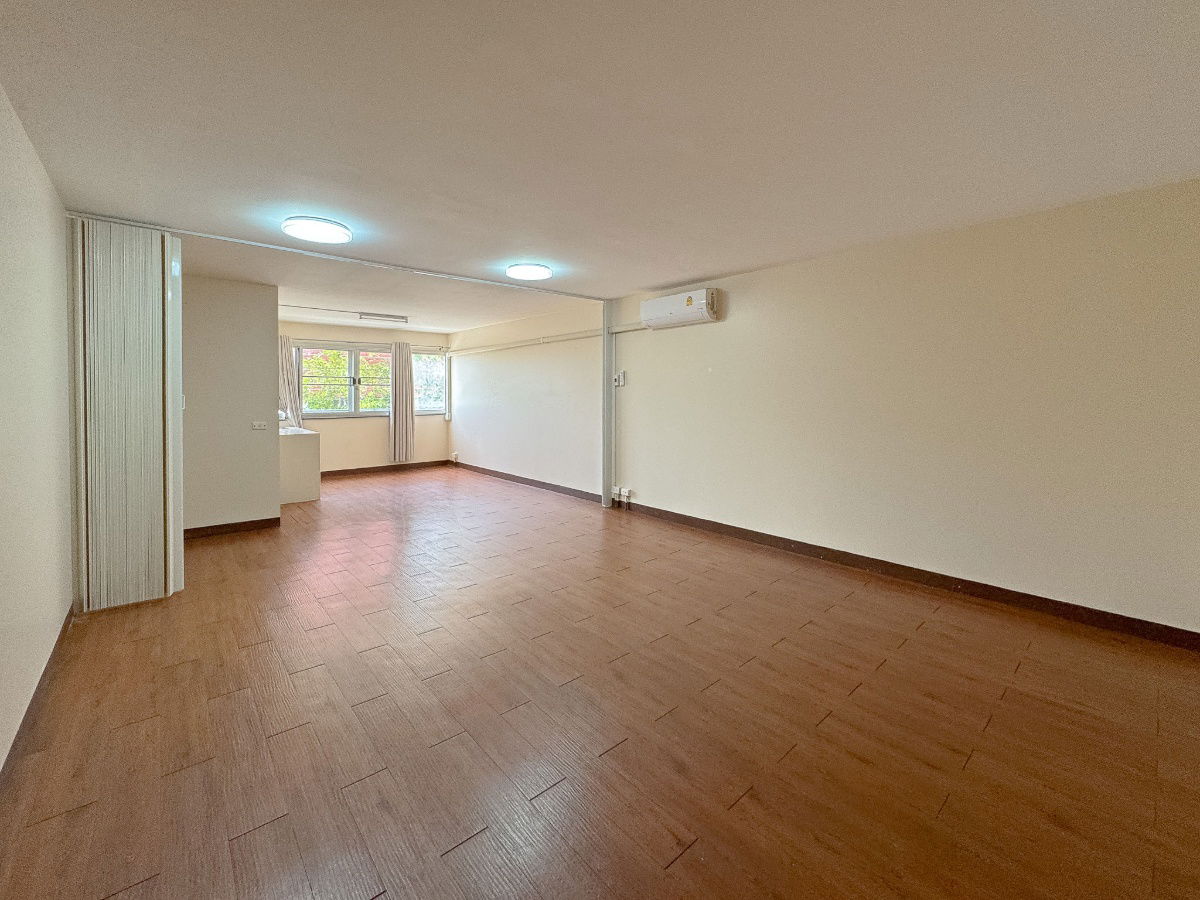 picture 📍 Sell Level Condo Bang Na Garden & Swimming Pool view only 1.49 million. Convenient transportation.  Near Central Bangna / Mega Bangna - 6/12