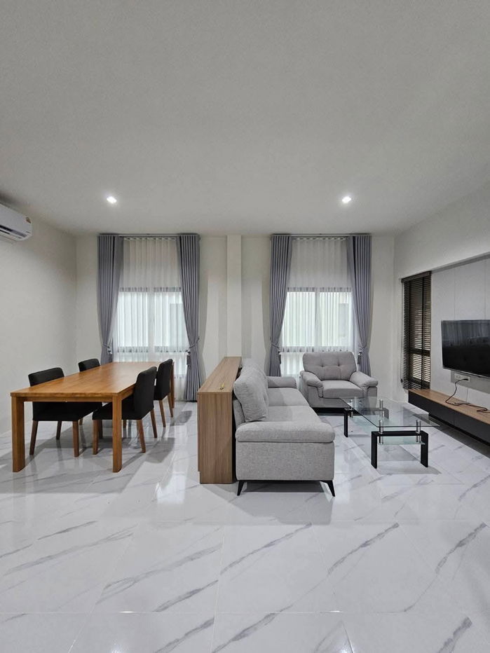 รูป บ้านเดี่ยว ให้เช่า รับสัตว์เลี้ยงได้ ใกล้โรงเรียนนานาชาติเกรซ อ.หางดง T.094-6511456 - รูปที่ 2/12
