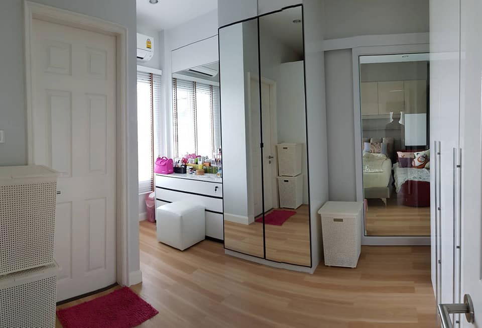 picture Very cheap detached house, Inglada Village, 480 sq m, Lam Luk Ka Khlong 4, immediate discount 1 million baht. - 3/19
