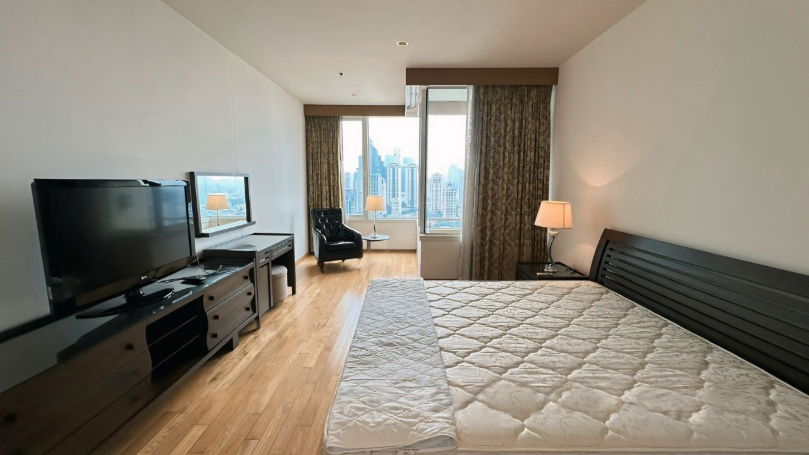 picture Condo For Rent  3 Bedrooms at  The Empire place   near BTS Chong Nonsi Ref. A15250801 - 8/18