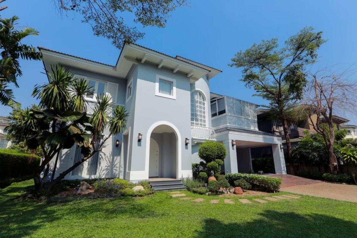 picture * Golden Nakara Onnut 65 for Sale *  4 bedrooms 5 bathrooms  - 48/50