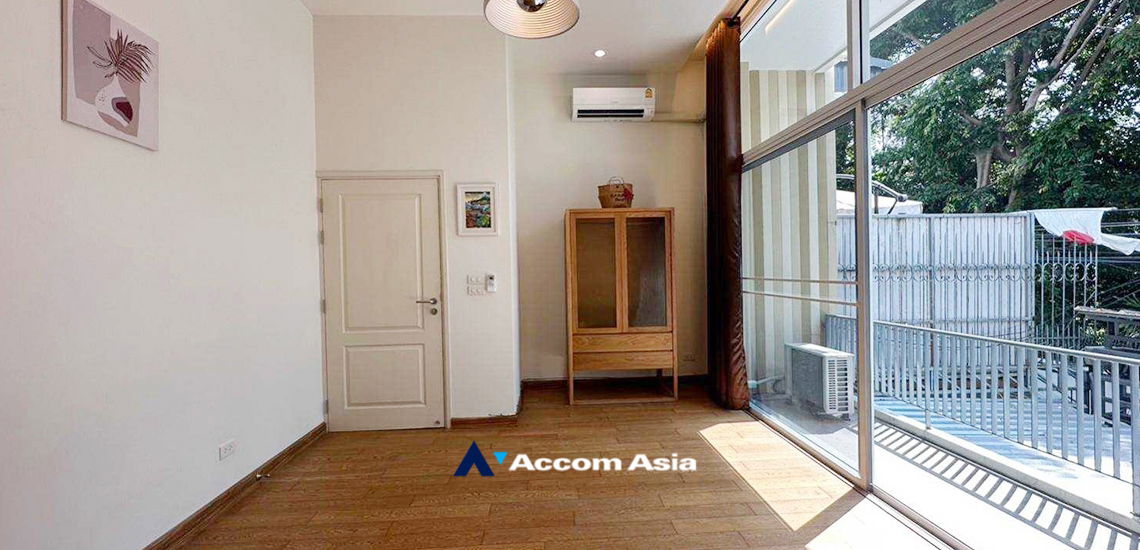 รูป 🔼🔽 AccomA 📩 Home Office 4 BR Townhouse in Klong Tan (AA33995) - รูปที่ 6/20
