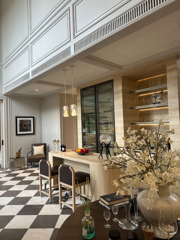 picture ✨ Luxury Fully-Furnished Home 5 Bedroom 6 Bathroom 6Parking*   Special Price 130 MB* - 11/36