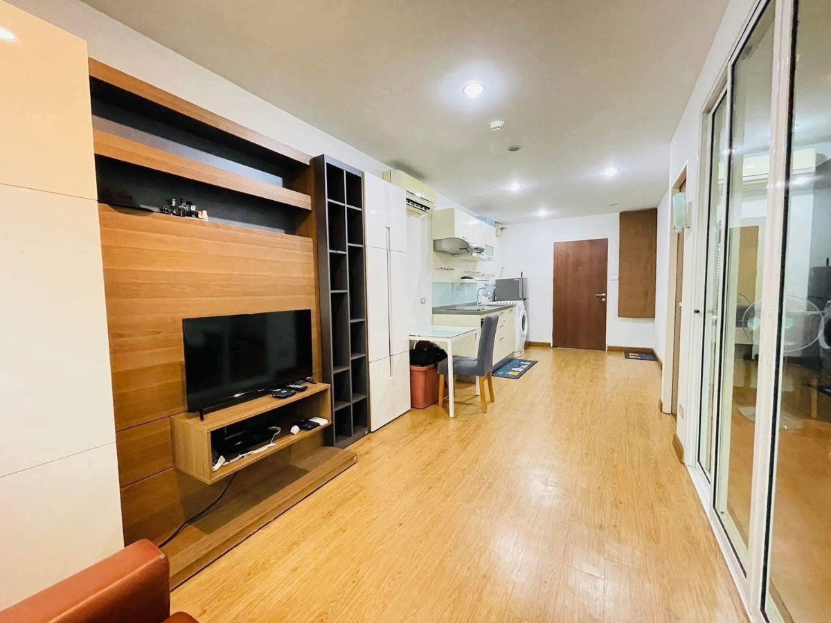 picture Forrent Tourmaline Gold Condominiums - 10/10