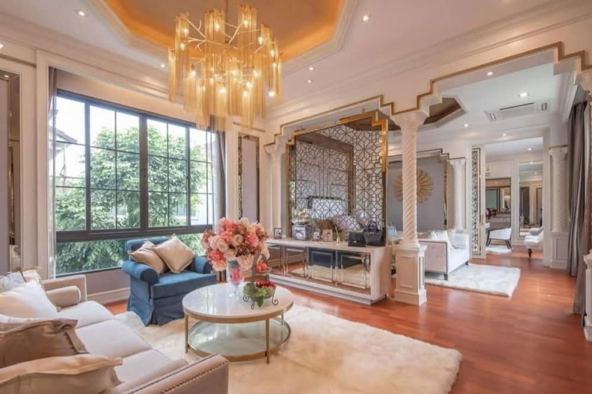 picture For Rent: Luxury Mansion at The Grand Pinklao (Palacio de San Telmo) - 9/22