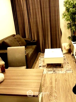 Condos for sale : 1-BR Condo at Zelle Rattanathibet near MRT Phra Nang Klao Bridge (ID 1695018)