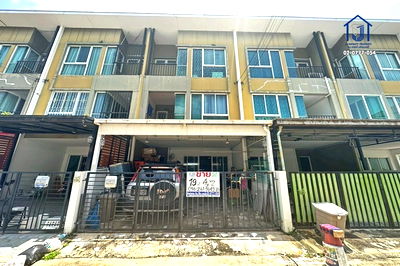 ทาวน์โฮม เขตมีนบุรี : ขายทาวน์โฮม 3ชั้น เบล็สทาวน์ รามอินทรา 127 ใกล้รถไฟฟ้าสายสีชมพู,ทางด่วนวงแหวนรอบนอก