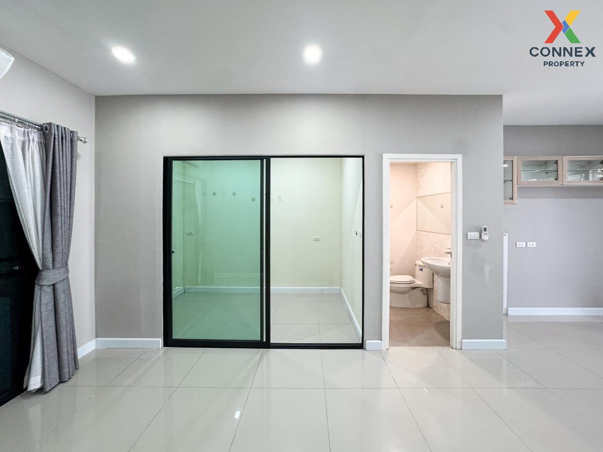 picture For Sale Townhouse/Townhome  , The Village Rangsit-Wongwaen , Lat Sawai , Lam Luk Ka , Pathum Thani , CX-127056 ✅ Live chat with us ADD LINE @connexproperty ✅  - 7/9