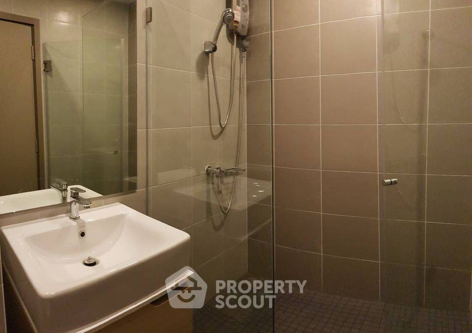 picture Studio Condo at Ideo O2 near BTS Bang Na (ID 516304) - 8/15