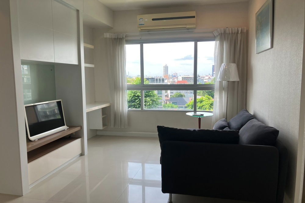 รูป 🔥 สำหรับเช่า !! 🔥 Code C20221204575..........Q House Condo Sathorn , 1 ห้องนอน, 1 ห้องน้ำ, วิวสระ, แต่งครบ, พร้อมเข้าอยู่ 📣📣 - รูปที่ 2/6