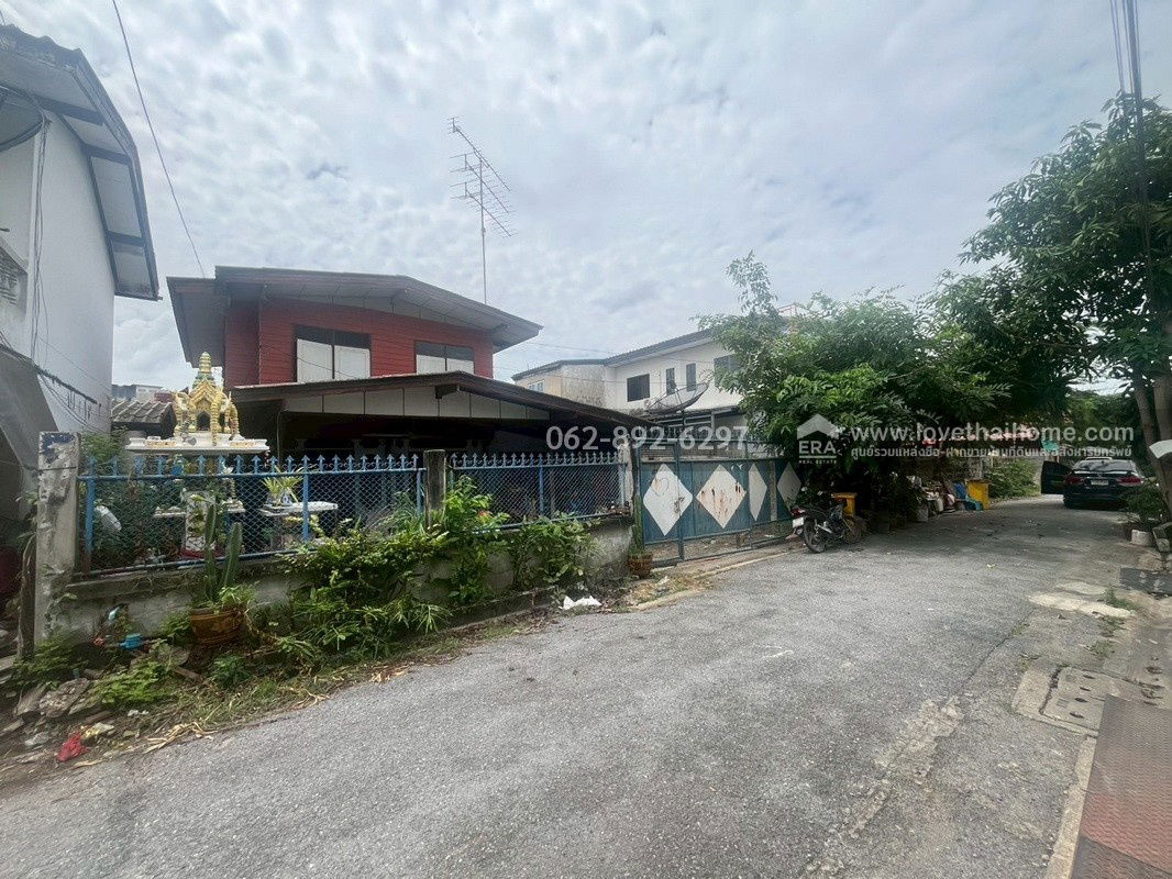 รูป ขายบ้านเดี่ยว 2 ชั้น ถนนเอกชัย-บางบอน บางขุนเทียน ขนาด 50 ตารางวา ขายถูก ทำเลดีใจกลางเมือง - รูปที่ 4/9