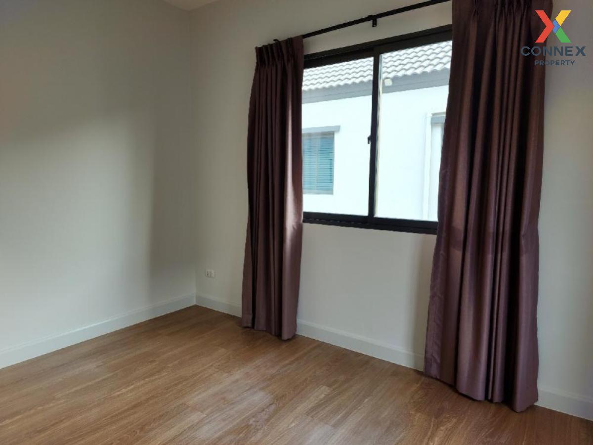picture For Sale House , V Compound Tiwanon-Rangsit , Bang Kadi , Mueang Pathum Thani , Pathum Thani , CX-126456 ✅ Live chat with us ADD LINE @connexproperty ✅  - 10/12