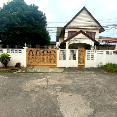 บ้านเดี่ยว เขตบางนา : ขายที่ดินลาซาล 81 ตร.วา แถมฟรีบ้านเดี่ยว 2 ชั้น ใกล้ BTS แบริ่ง/ลาซาล/บางนา