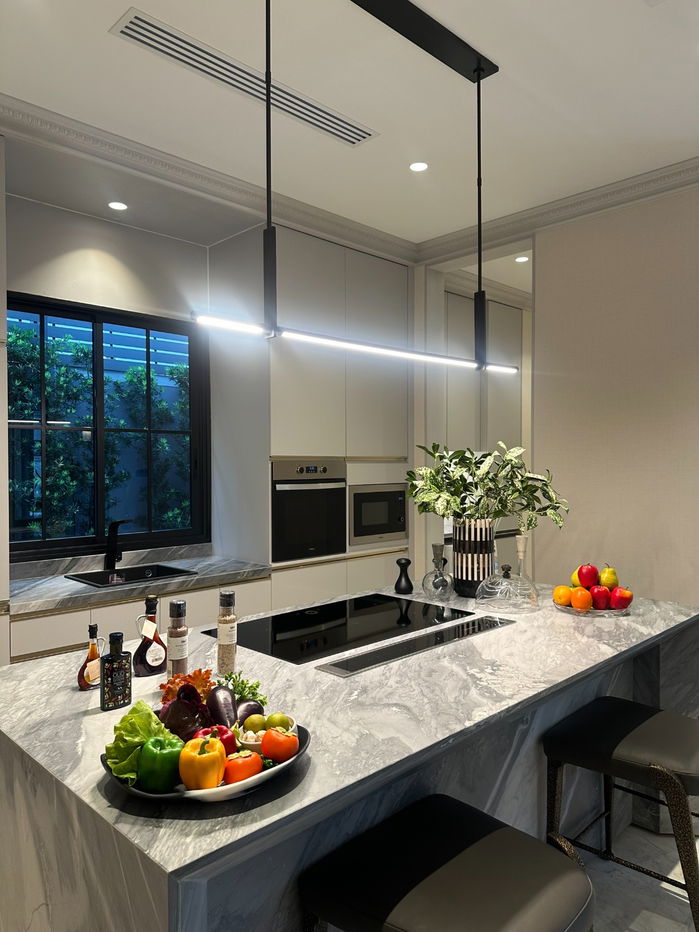 picture ✨ Luxury Fully-Furnished Home 5 Bedroom 6 Bathroom 6Parking*   Special Price 130 MB* - 7/36