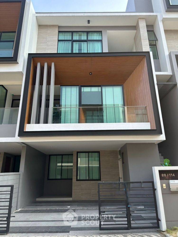 ขายทาวน์โฮม : ทาวน์เฮาท์ 3-ห้องนอน ที่ เนอวานา ดีฟายน์ ศรีนครินทร์-พระราม 9 ใน สะพานสูง (ID 2150529)