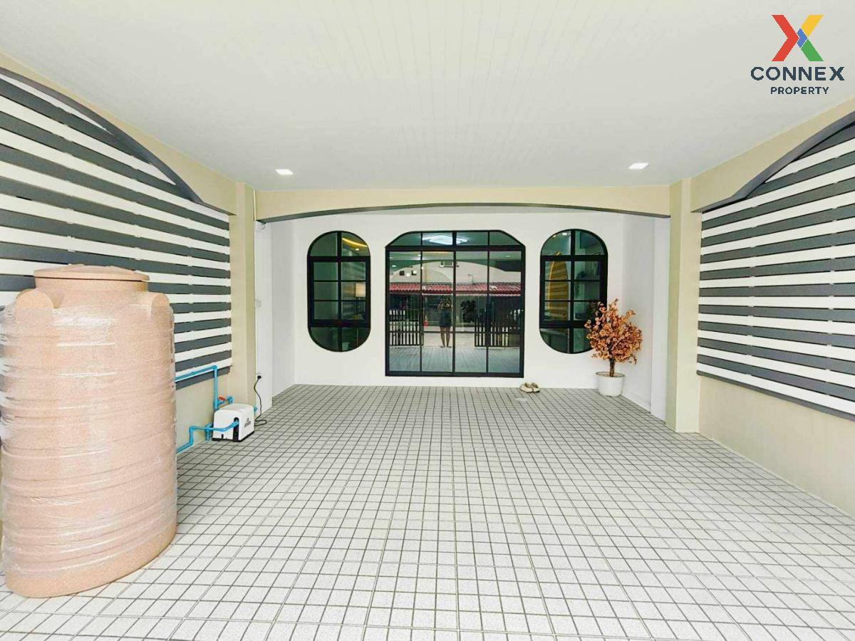 picture For Sale Townhouse/Townhome  , K.C. Ramindra 1 , wide frontage , newly renovated , Sam Wa Tawan Tok , Khlong Sam Wa , Bangkok , CX-126570 ✅ Live chat with us ADD LINE @connexproperty ✅  - 2/12