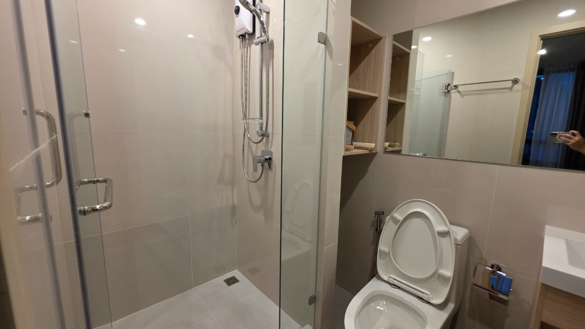 picture Selling condo next to the MRT Lat Phrao and the yellow line 3.9MB, complete with 1 bedroom, 1 bathroom. - 7/19
