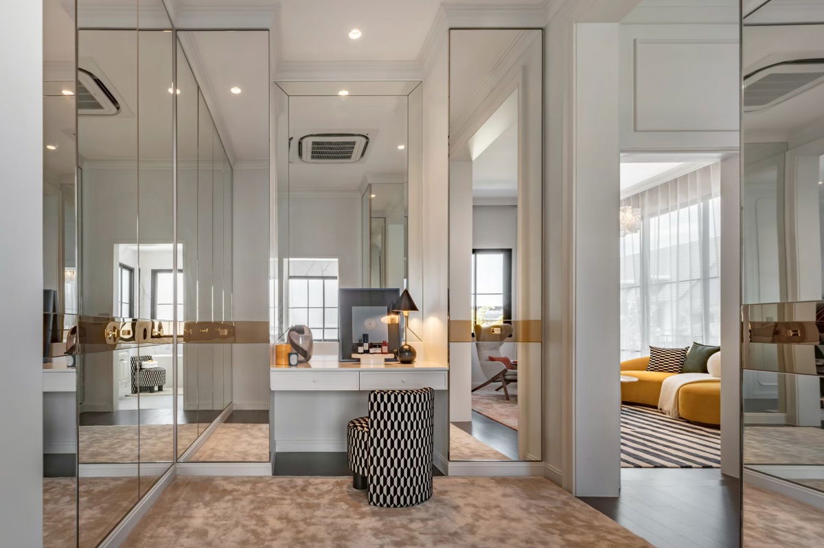 picture ✨ Luxury Fully-Furnished Home  4Bedroom 5Bathroom 6Parking*   Special Price 49 MB* - 8/16