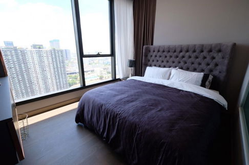 The Esse@Singha Complex【𝐒𝐄𝐋𝐋】🔥5-star hotel-like luxury, every piece of furniture is a curated piece🔥  Contact Line ID: @hacondo