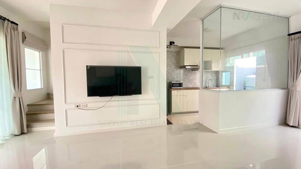 รูป 🚩 ให้เช่าทาวน์เฮาส์ 2 ชั้น อินดี้ บางนา-รามคำแหง 2 3 ห้องนอน 3 ห้องน้ำ - รูปที่ 4/8
