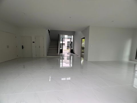 Modern Art Deco style house, luxury house, Ramintra zone, detached house 100 square meters.