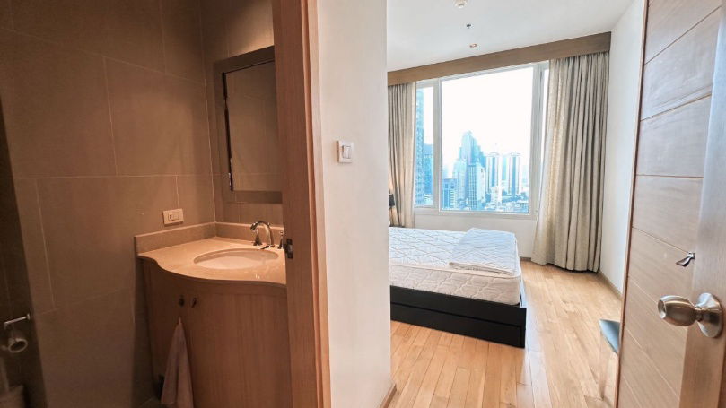 picture Condo For Rent  3 Bedrooms at  The Empire place   near BTS Chong Nonsi Ref. A15250801 - 15/18