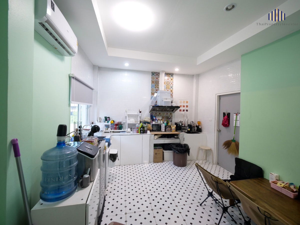 picture Urgent sale, custom-designed 2-storey detached house, Krisdanakorn Village 19, Khlong Nueng, only 600 meters from Phahonyothin Road. - 6/23