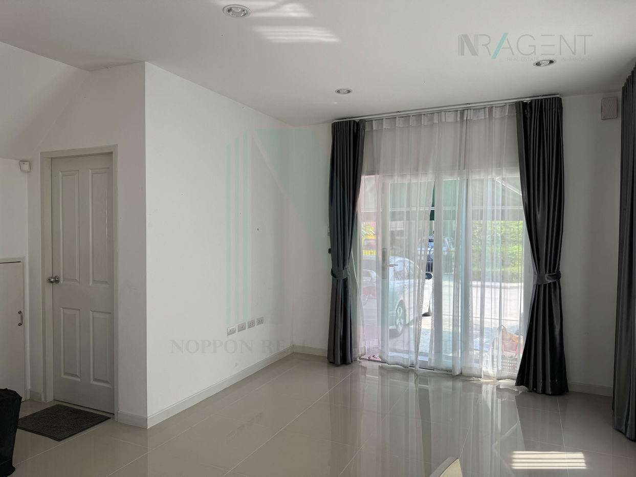 รูป 📌 ขายบ้านแฝด โครงการ ชวนชื่น พาร์ค อ่อนนุช-วงแหวน 2 ชั้น 4 ห้องนอน 3 ห้องน้ำ - รูปที่ 2/8