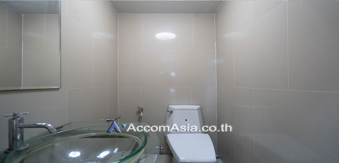 picture 🔼🔽 AccomA 📩  4 BR House in  (2312674) - 17/18