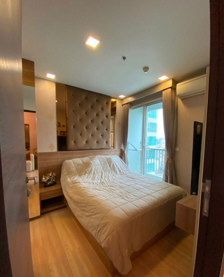 picture For sale: Rhythm Sathorn, beautiful, good location, ready to move in, near BTS Saphan Taksin. Interested? Add me on Line @841qqlnr - 11/18