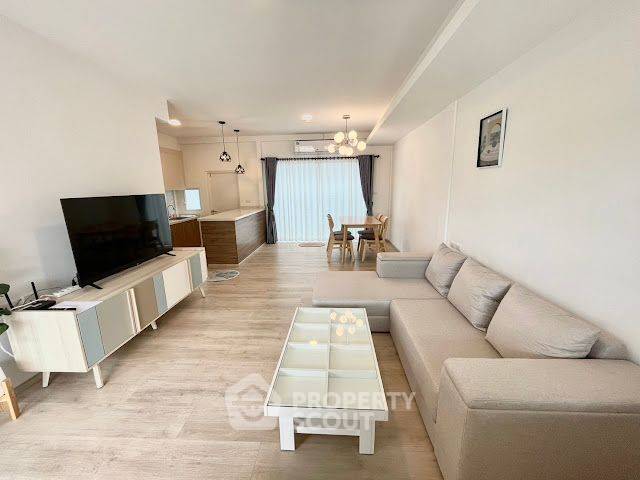 picture 3-BR Townhouse at Indy 2 Bangna-Ramkhamhaeng 2 in Dokmai (ID 2238136) - 3/7