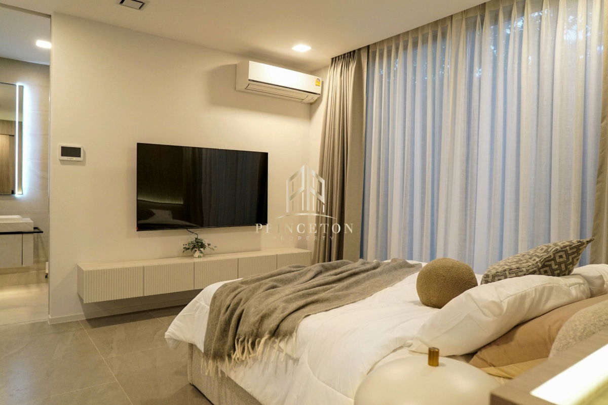 picture Luxury House For Rent Vive Krungthep Kreetha next to Wellington School  - 5/49